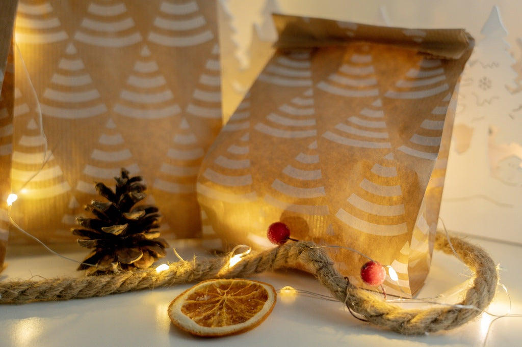 Torba papierowa świąteczna 120x210mm Choinki 50szt.