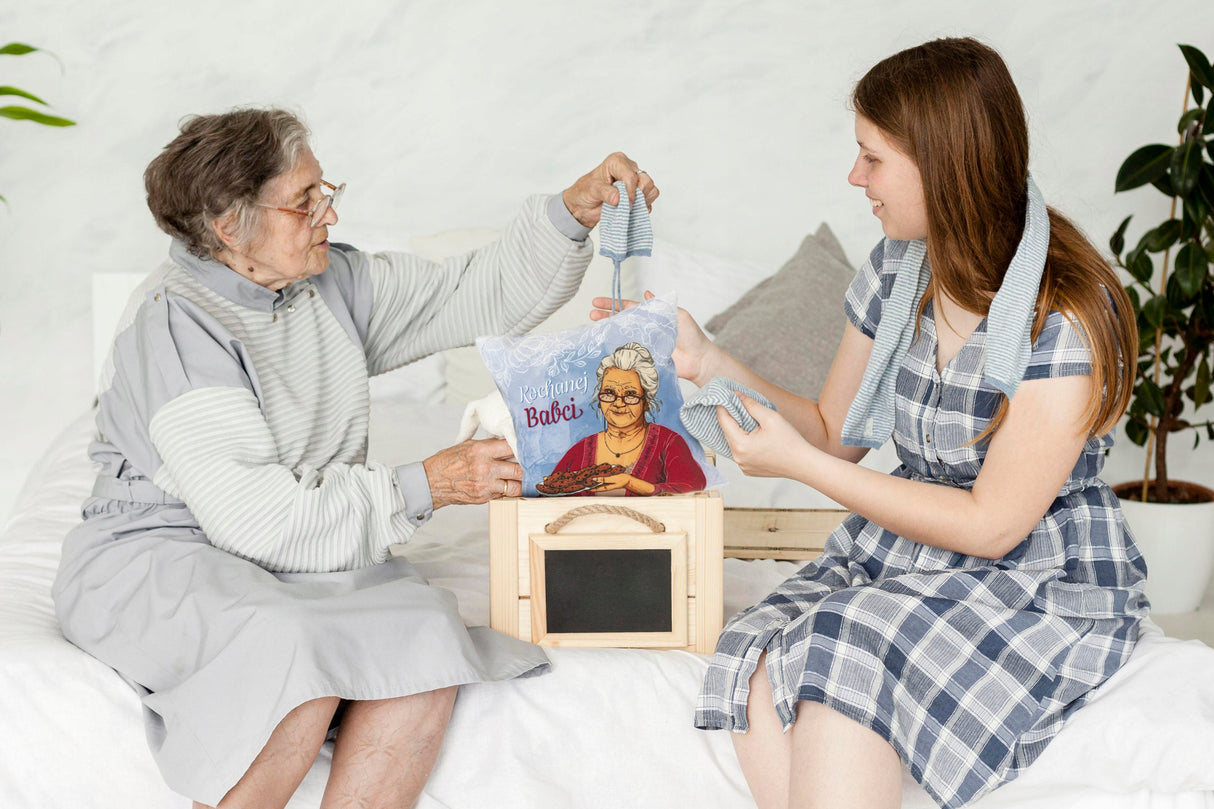 Poduszka na Dzień Babci - Kochanej BabciPrezent na Dzień Babci