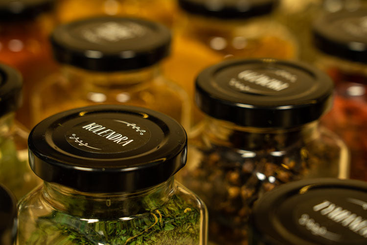 Słoiki na przyprawy 120ml 24 sztuki+ 200 naklejek+ czerpak + książka