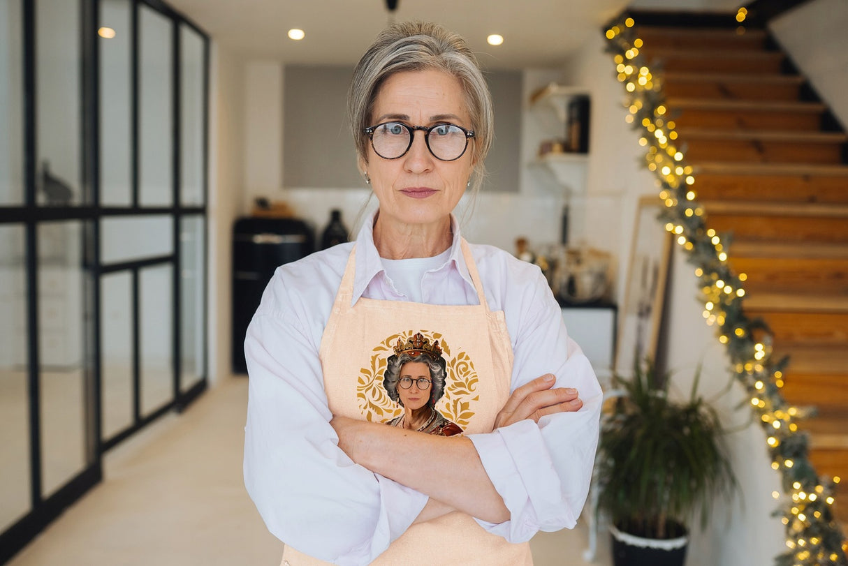 Fartuch Kuchenny Prezent na Dzień Babci Karykatura Królowa Bawełniany Ecru