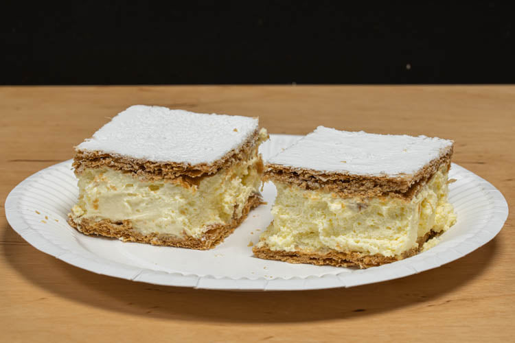 Talerzyki papierowe BIAŁE 23cm 100szt