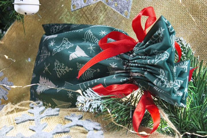 Woreczek poliestrowy 20x35cm Choinki białe