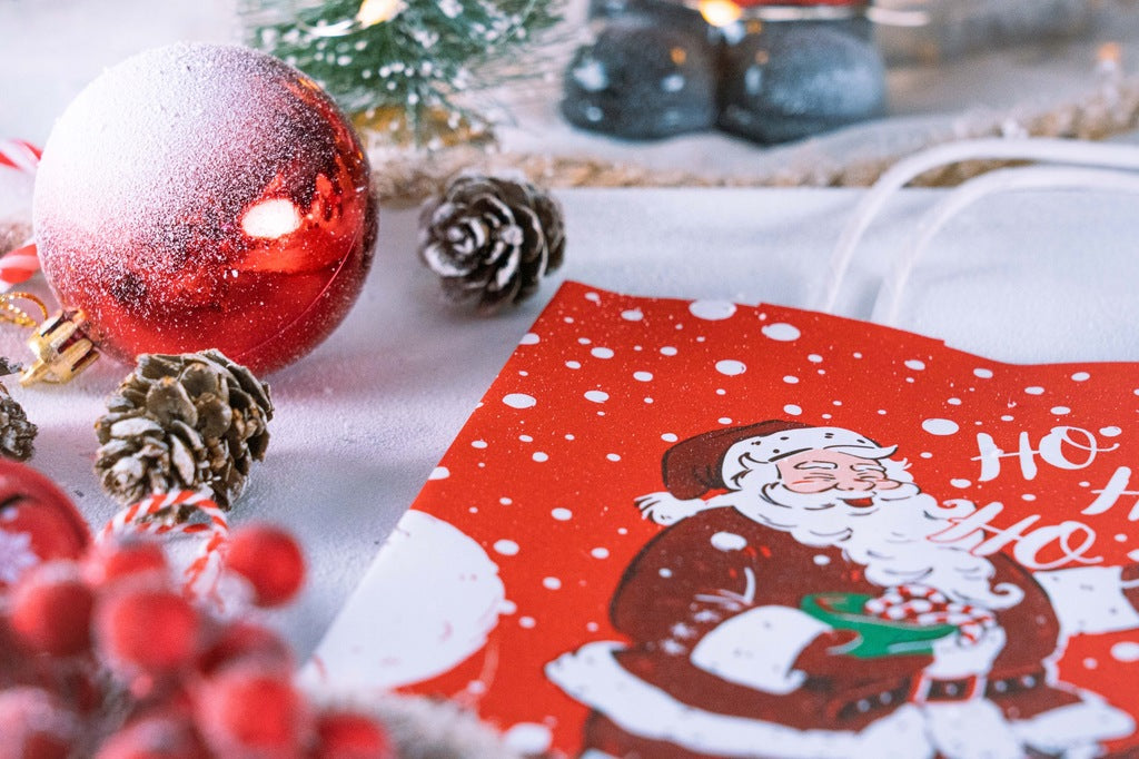 Torba papierowa świąteczna 180x80x220mm Czerwona Mikołaj Elf