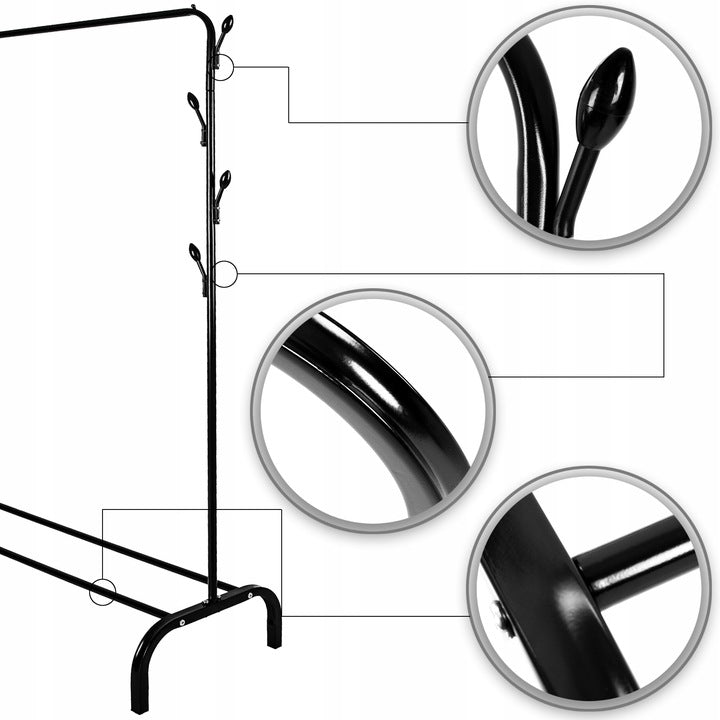 Czarny metalowy stojak na ubrania