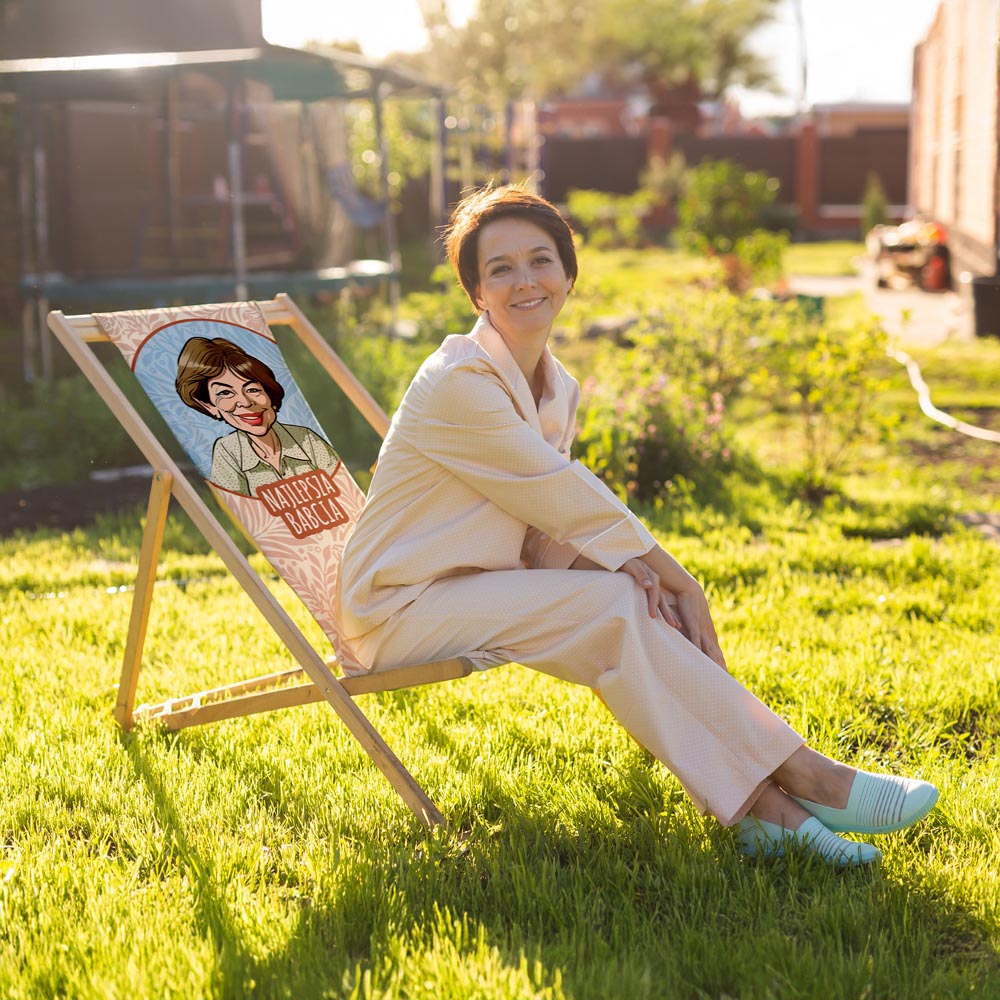 Leżak drewniany personalizowany ze zdjęciem Karykatura Prezent na Dzień Babci