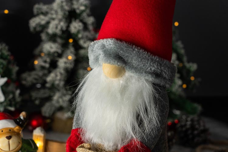 Gnom świąteczny z workiem CZERWONA CZAPKA