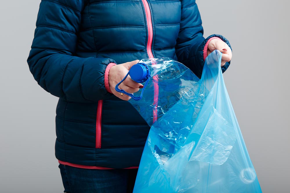 Duża rolka worków na śmieci WIĄZANE 60L