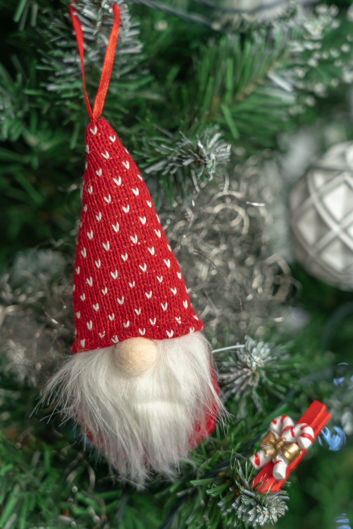 Zawieszki na choinkę dekoracyjne 4szt. GNOMY ŚWIATECZNE