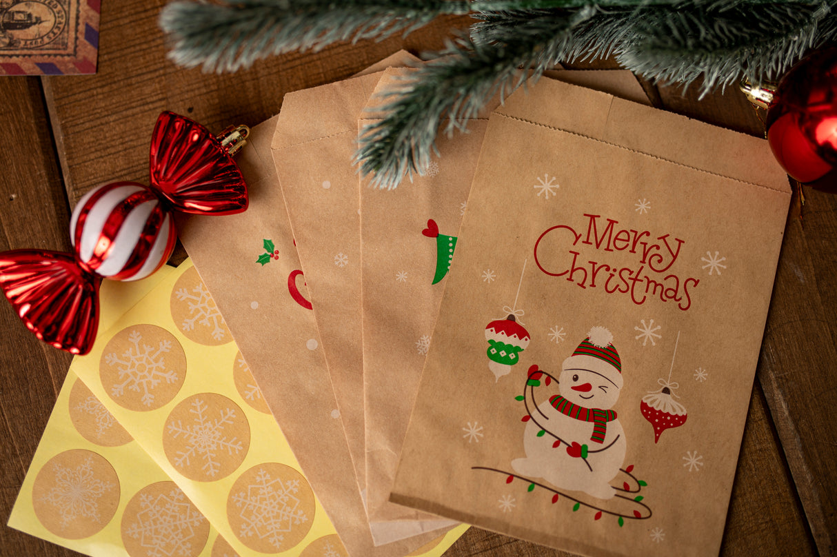 Papierowy kalendarz adwentowy 130x180mm Kraft z naklejkami