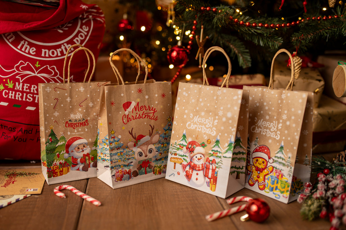 Torba papierowa świąteczna 150x80x210mm Bałwan Renifer Mikołaj Piernik 4szt.