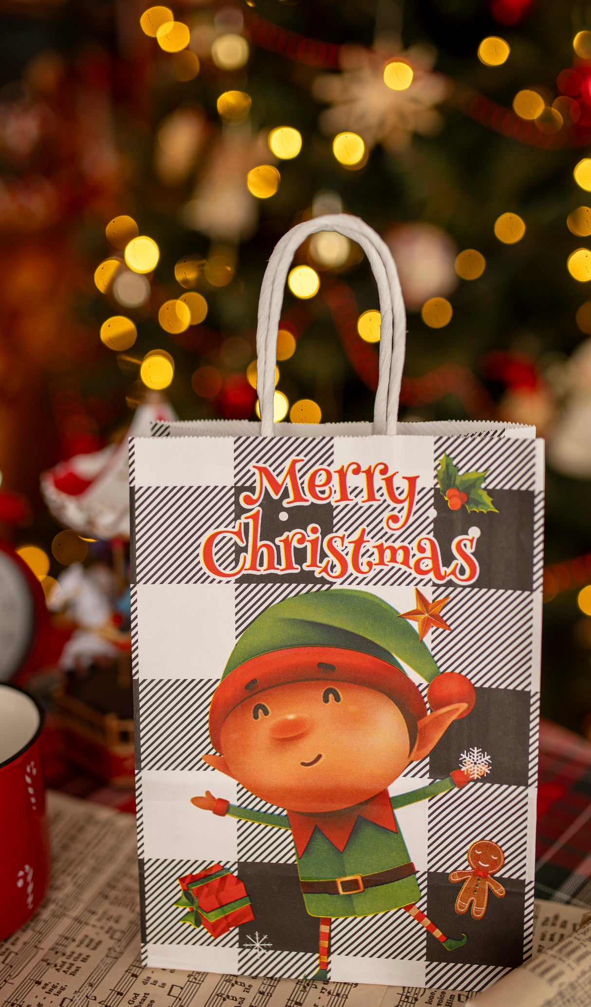 Torba papierowa świąteczna 150x80x210mm Merry Christmas Kratka 6szt.