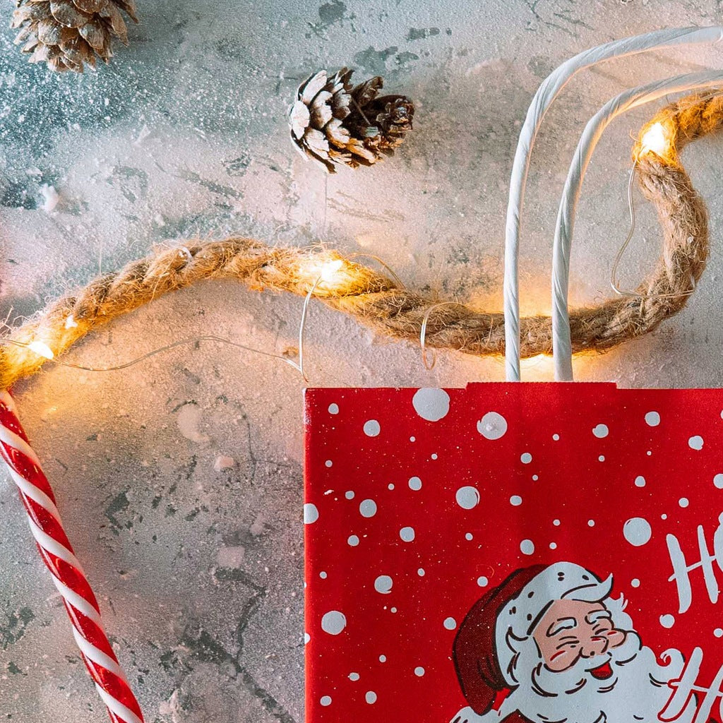 Torba papierowa świąteczna 180x80x220mm Czerwona Mikołaj Elf