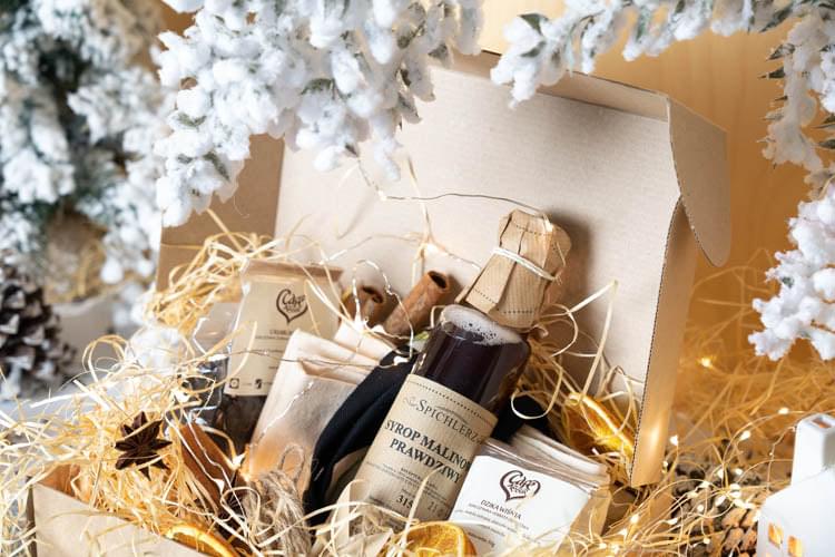 Kosz prezentowy SYROP HERBATA POMARAŃCZA