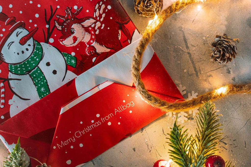 Torba papierowa świąteczna 180x80x220mm Czerwona Mikołaj Elf