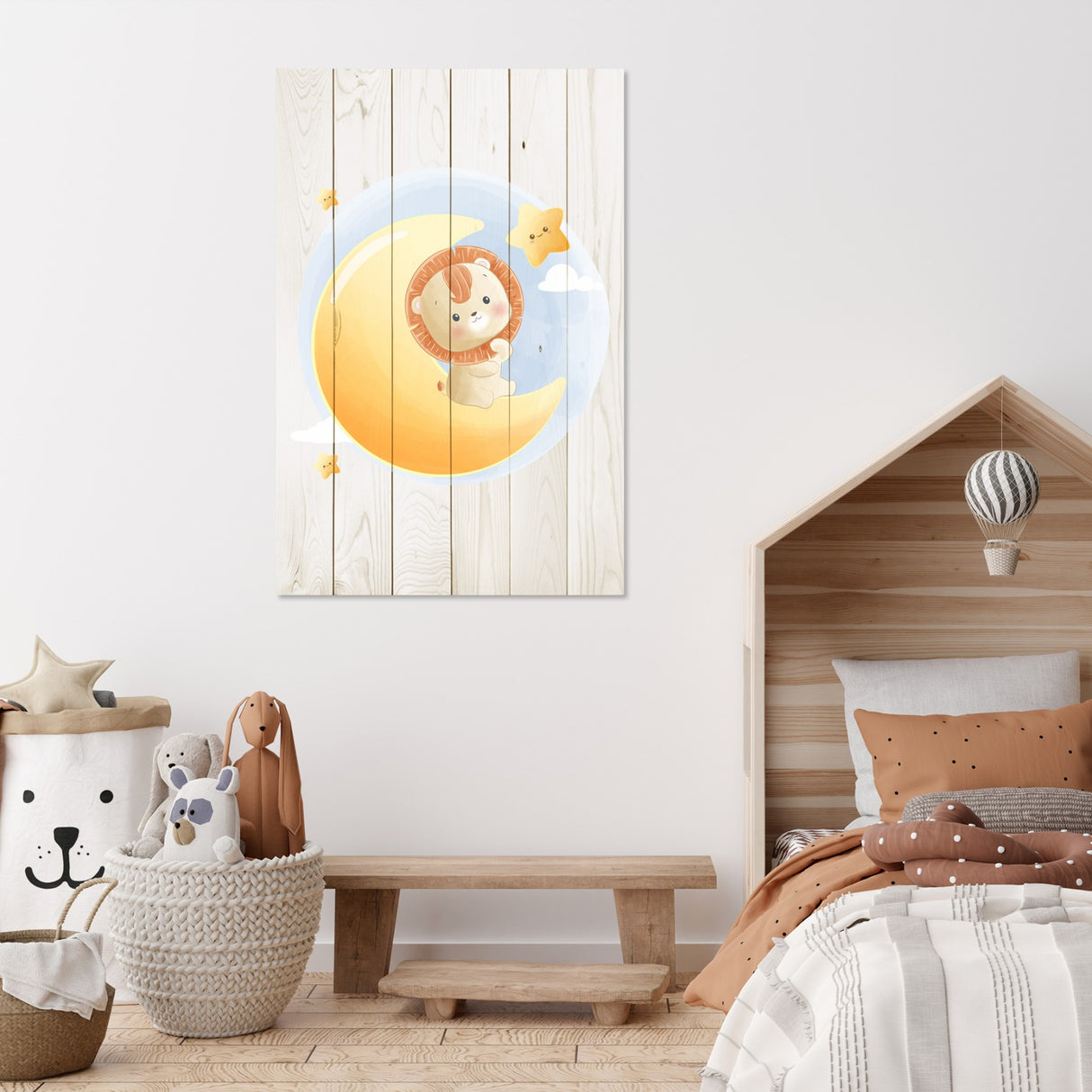 Obraz na drewnie Księżycowy mały lew - Cute Little Lion Sitting on the Moon