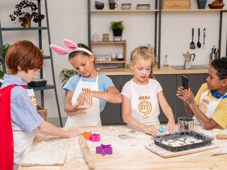 Fartuch dziecięcy MASTERCHEF JUNIOR + IMIĘ
