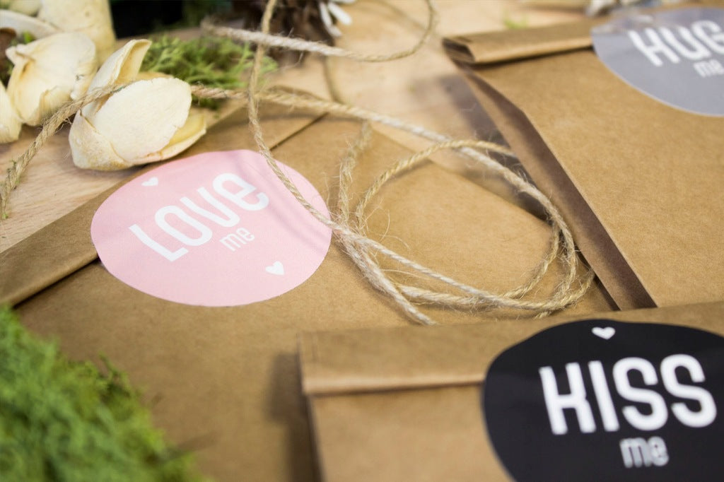 Naklejki LOVE ME ozdobne 10szt.