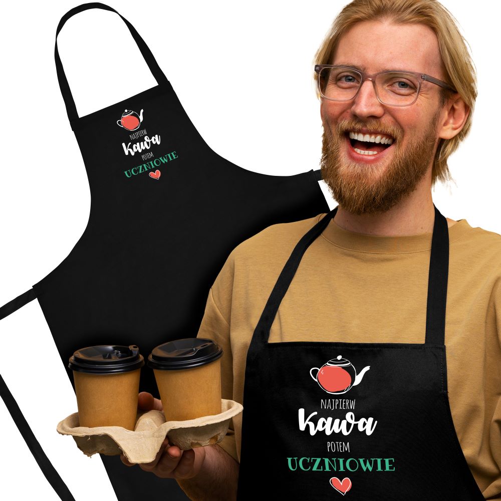 Prezent na dzień nauczyciela fartuch NAJPIERW KAWA POTEM UCZNIOWIE