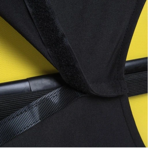 Ochronny pokrowiec na duży bagaż 70x47x30 cm