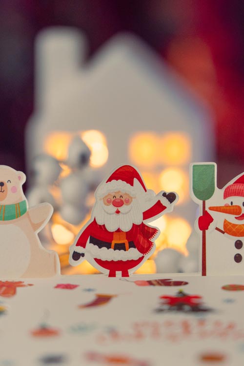 Pudełka świąteczne Mikołaj Bałwan Miś Pingwin 10szt.