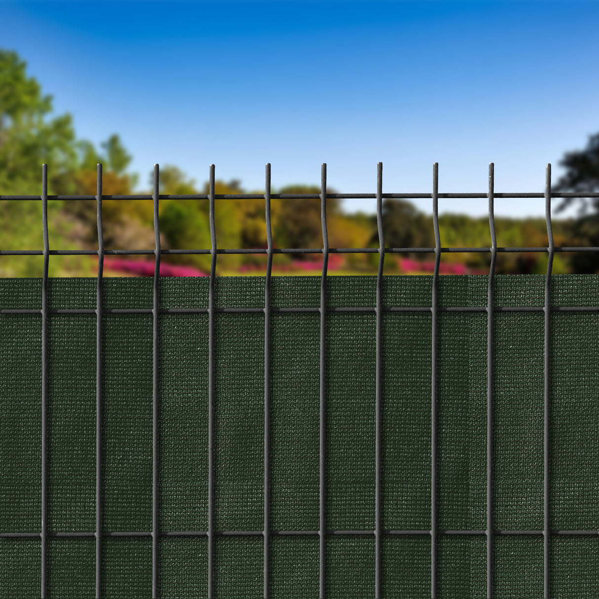 Zielona siatka maskująca na ogrodzenie 50m UV 140 g