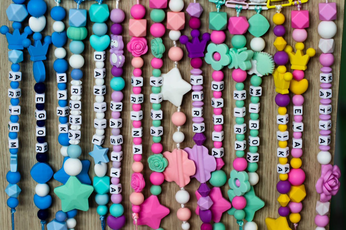 Zestaw Do Robienia Bransoletek Literki Koraliki 35tys. Koralików