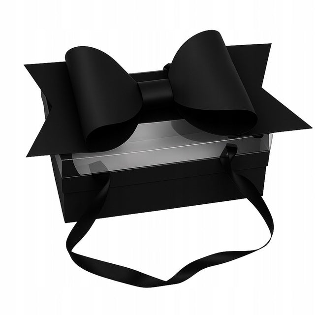 Czarne pudełko prezentowe z dużą kokardą