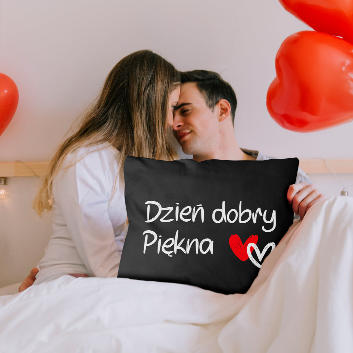 Prezent na walentynki - poduszka DZIEŃ DOBRY PIĘKNA