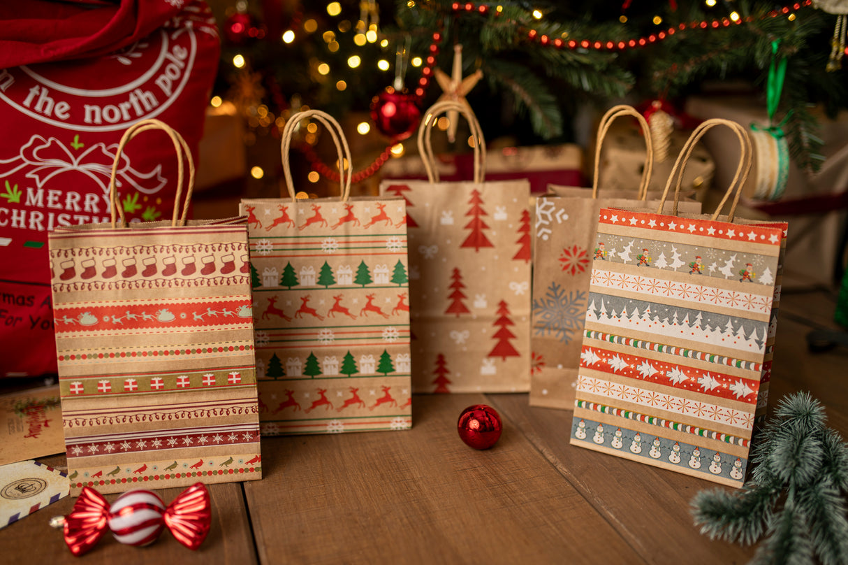 Torba papierowa świąteczna 260x120x330mm Śnieżynka Choinka Renifer 5szt.