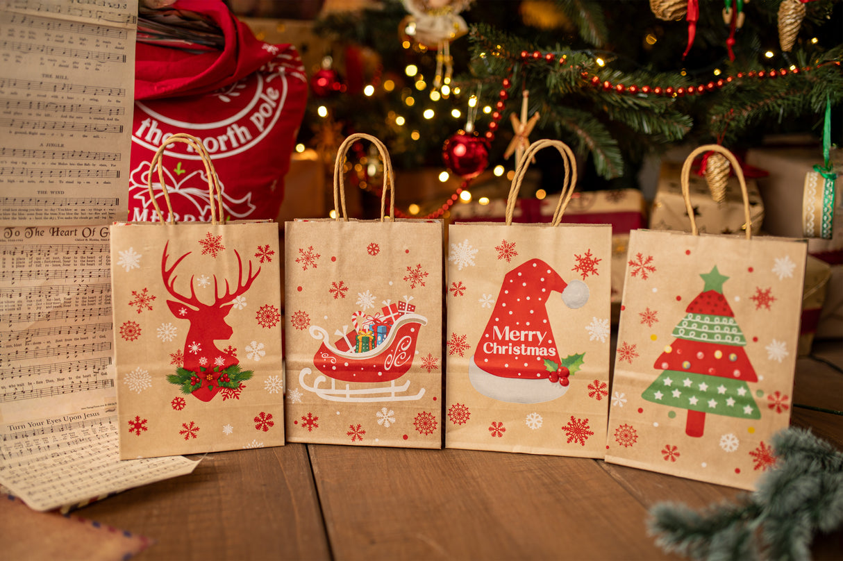Torba papierowa świąteczna 210x110x270 mm Renifer Choinka Sanie Czapka 4szt.