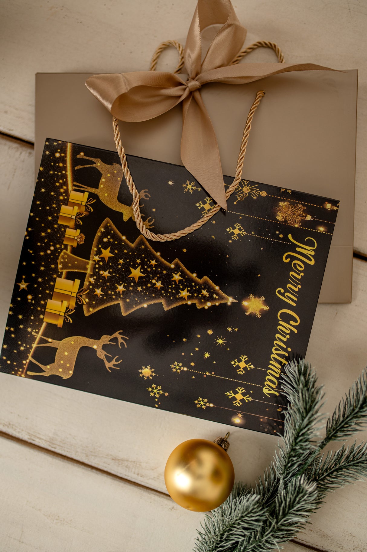 Kalendarz Adwentowy z biżuterią