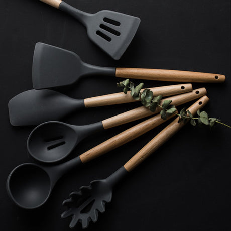 Czarny zestaw przyborów KUCHENNYCH 12 szt.